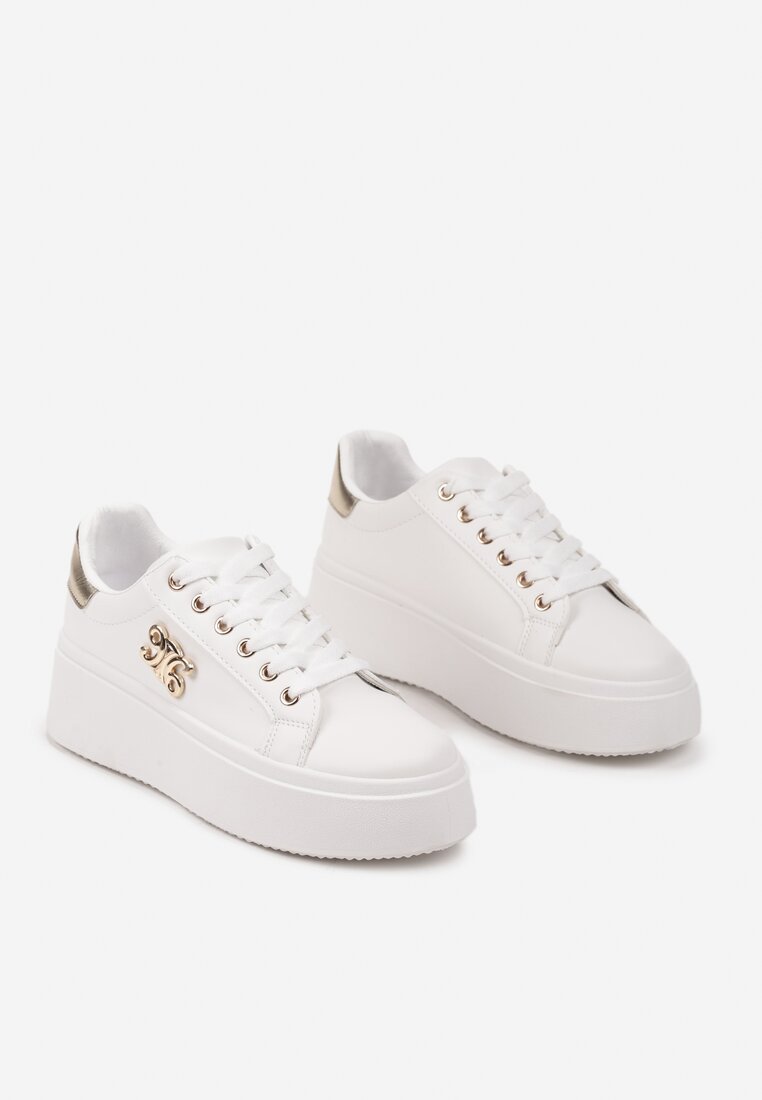 Biało-Złote Sneakersy na Grubej Podeszwie Ozdobione Metaliczną Aplikacją Rexiana