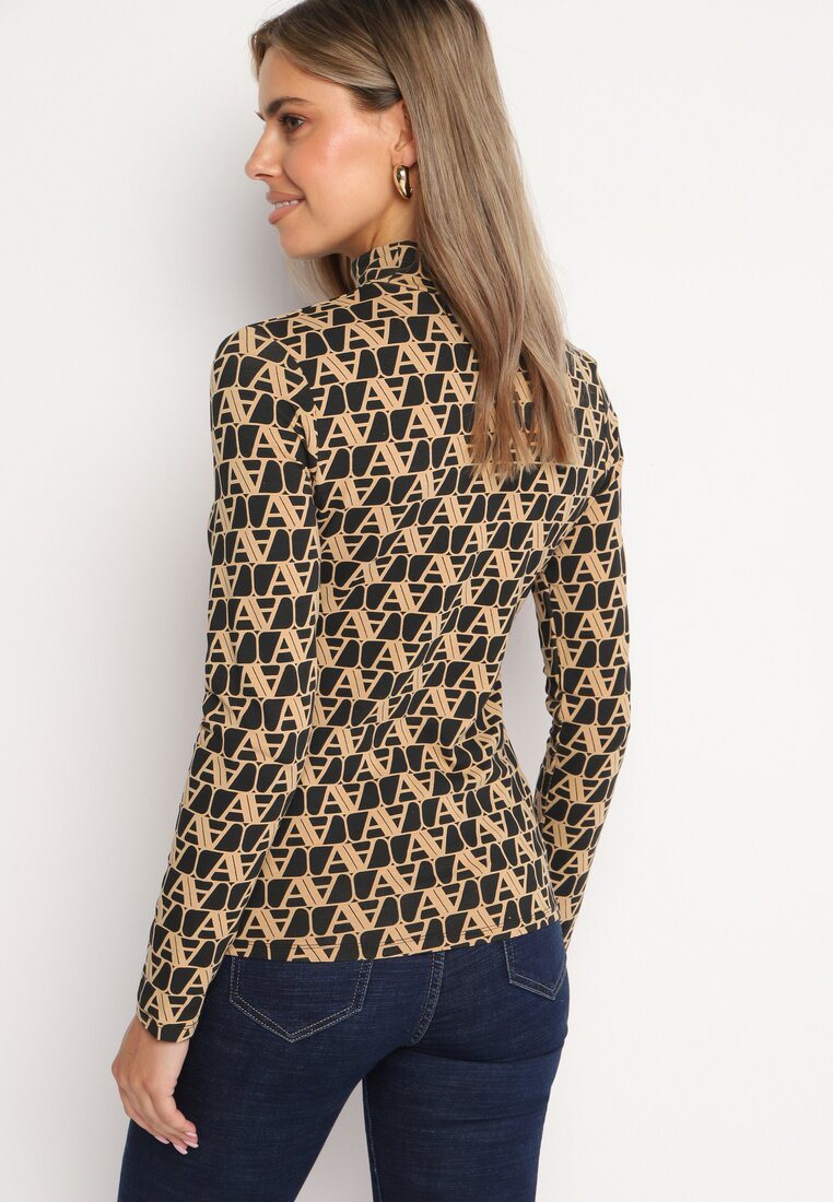 Czarna Bluzka Golf z Bawełny o Kroju Longsleeve w Ozdobne Litery Stelinora