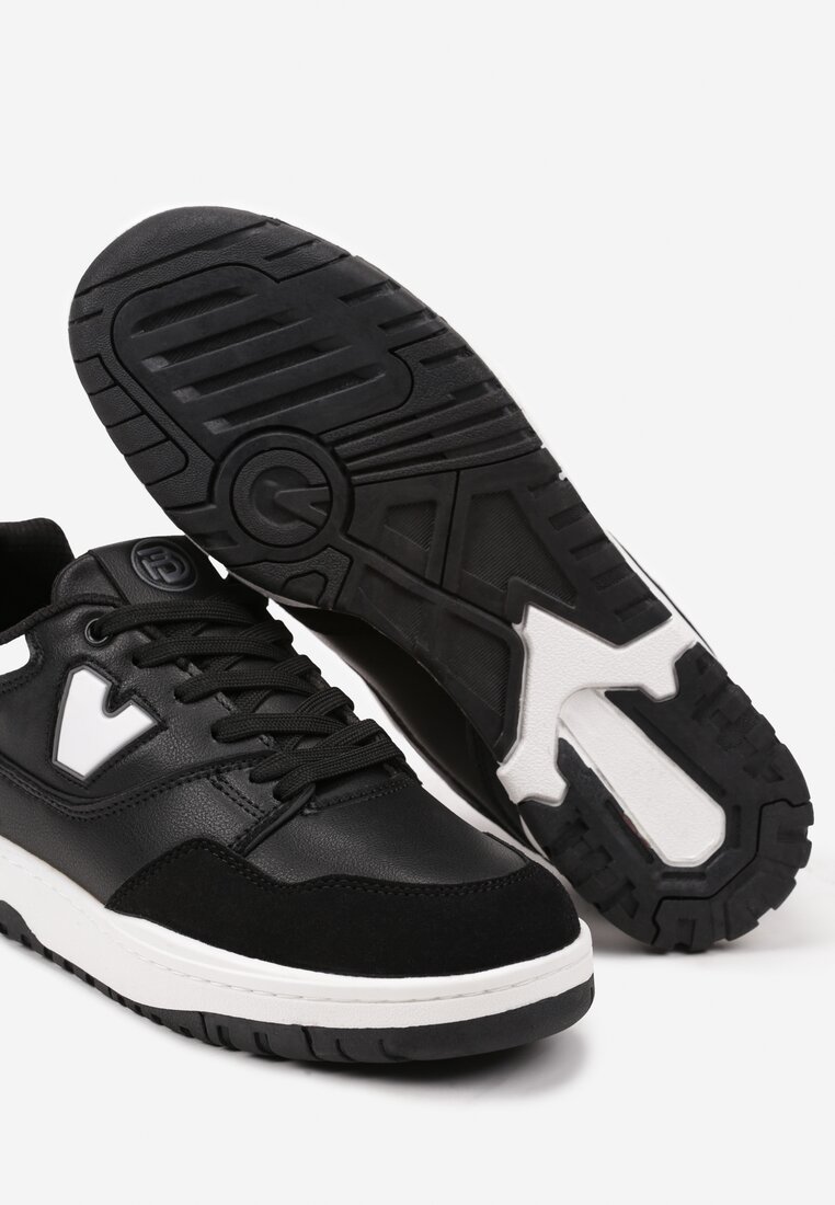 Czarno-Białe Sznurowane Buty Sportowe z Ozdobną Naszywką Meraline