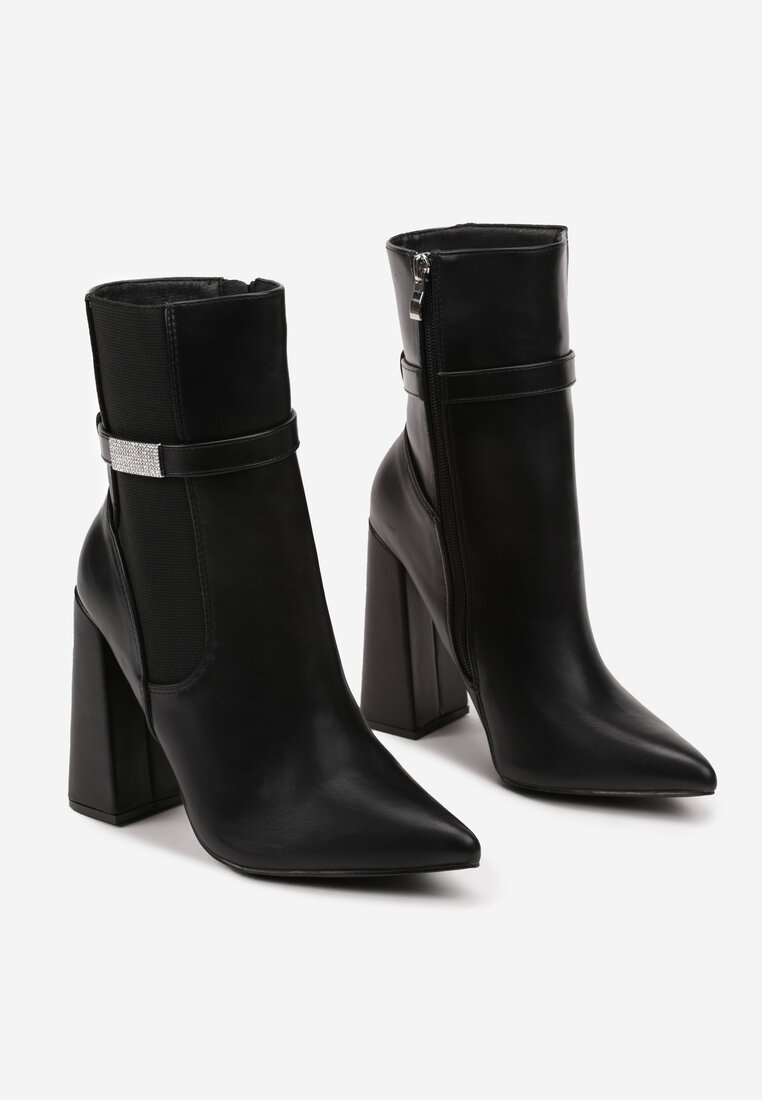 Botine Negre