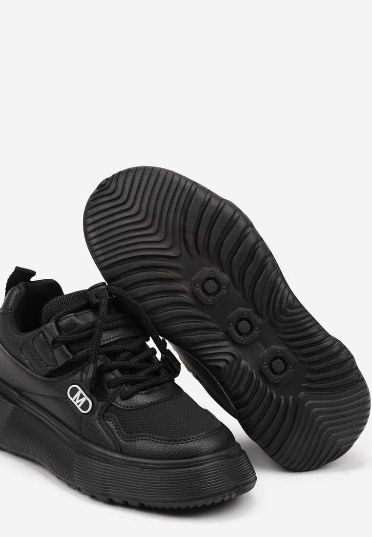Czarne Buty Sportowe Sneakersy na Platformie z Ozdobną Aplikacją i Skórzaną Wkładką Biavarae
