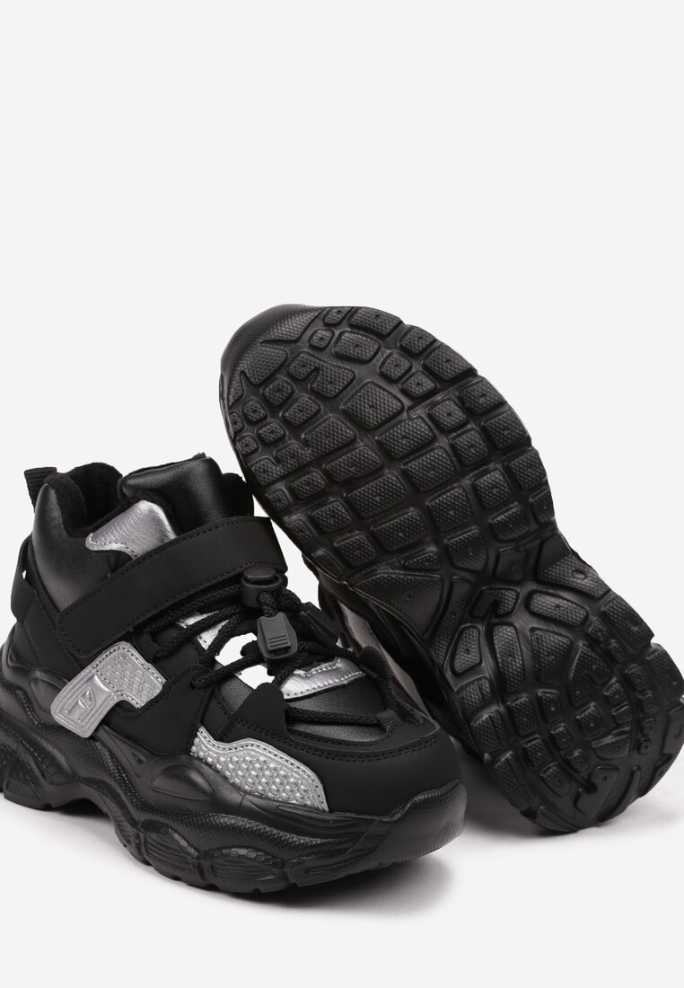Czarno-Szare Botki Sneakersy na Grubej Podeszwie Tłoczonymi Wstawkami Bialuna