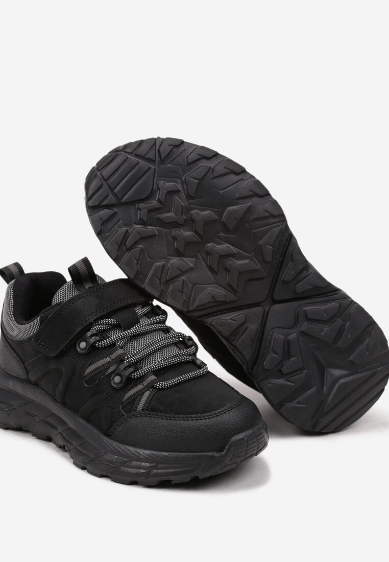 Czarne Płaskie Buty Sportowe Sneakersy z Tłoczoną Podeszwą na Rzep Olirae