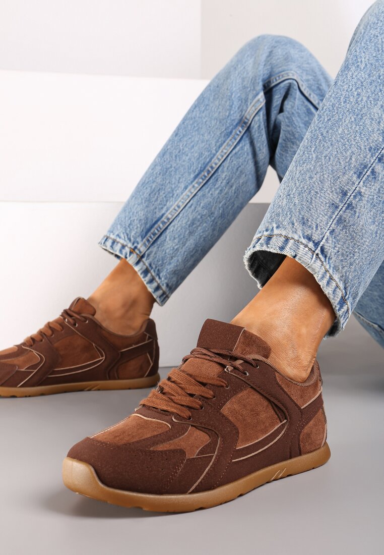 Brązowe Sneakersy z Geometrycznymi Przeszyciami z Zdobieniem z Cyrkonii Taranea