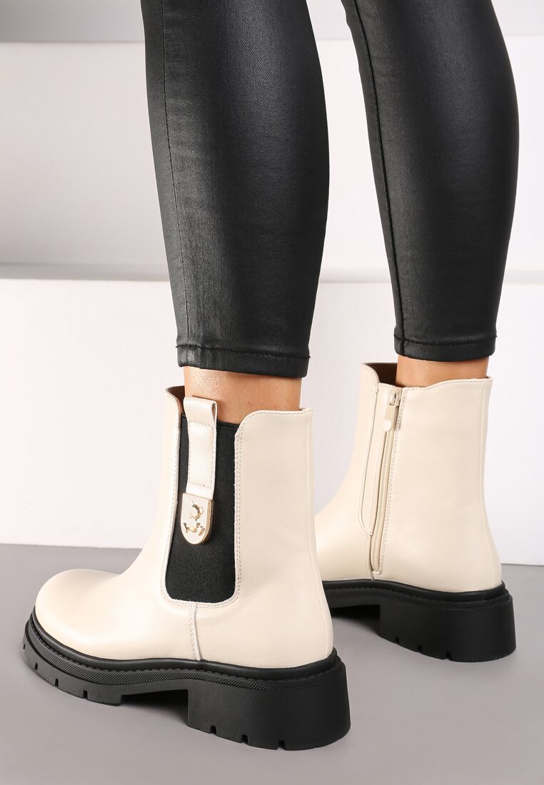 Botine Bej