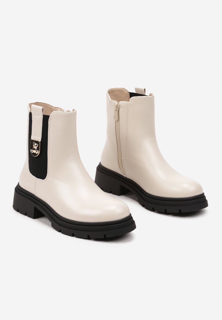 Botine Bej