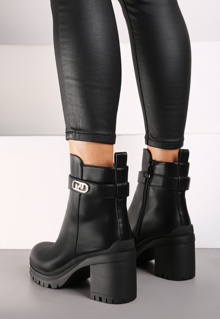 Botine Negre
