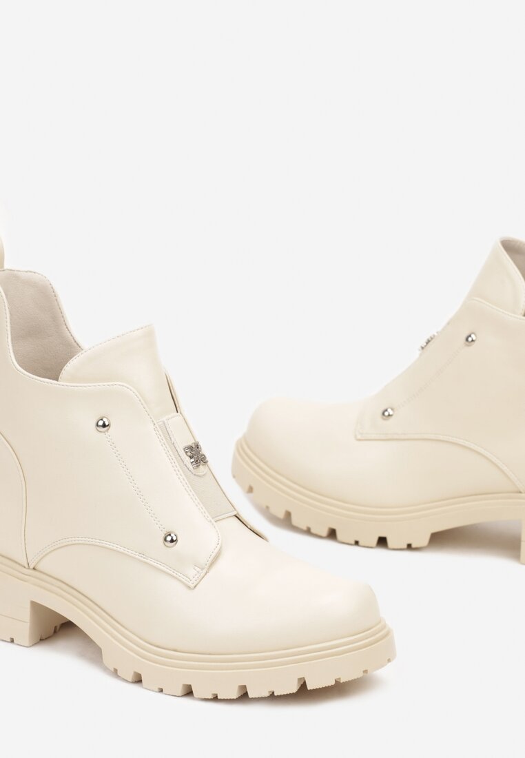 Botine Bej