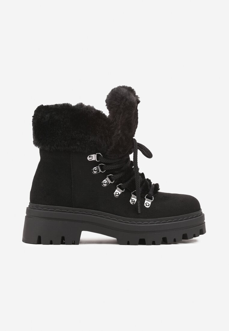 Czarne Traperki na Tłoczonej Podeszwie Ozdobione Futerkiem Taiva