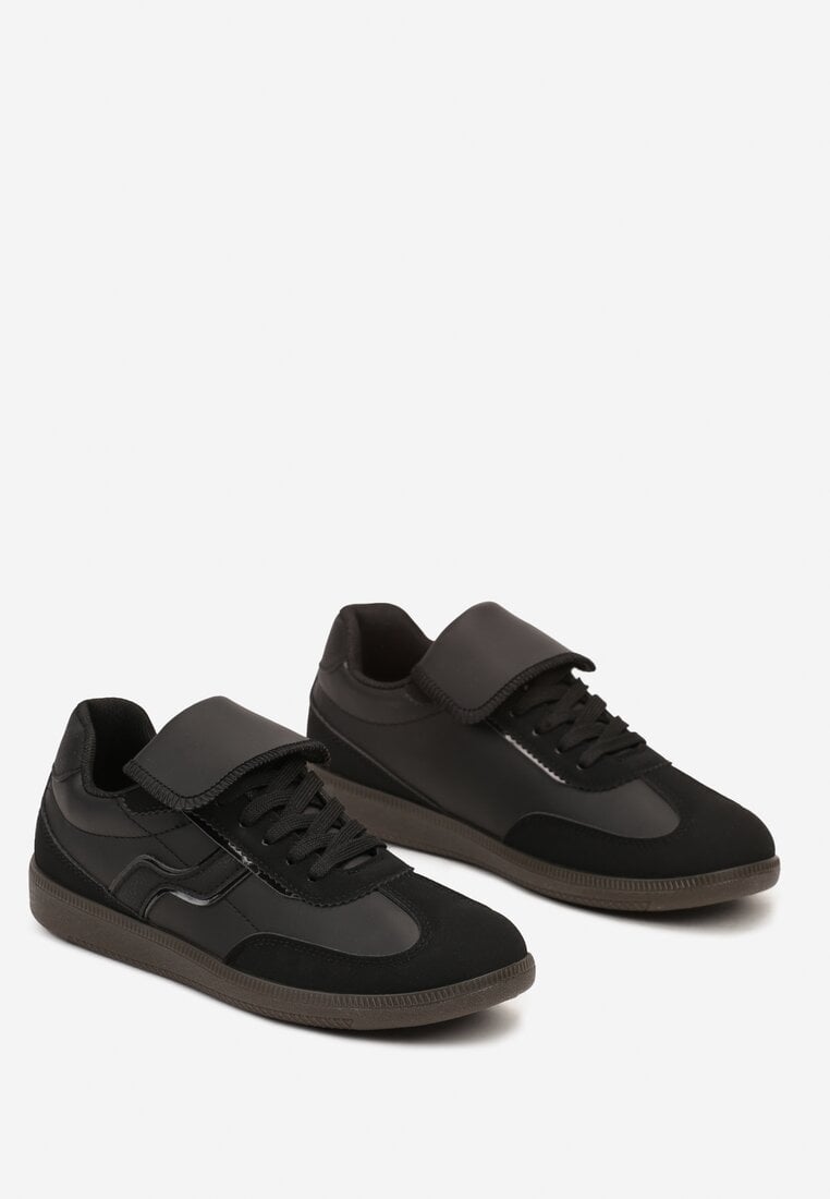 Czarne Sneakersy z Wywiniętym Językiem i Geometryczną Wstawką Riaviana
