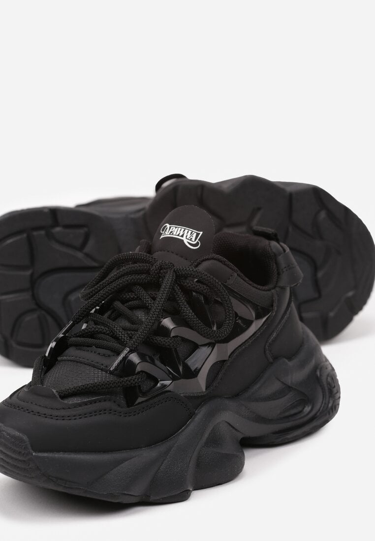 Czarne Sznurowane Buty Sportowe Sneakersy na Grubej Tłoczonej Podeszwie Fioravella