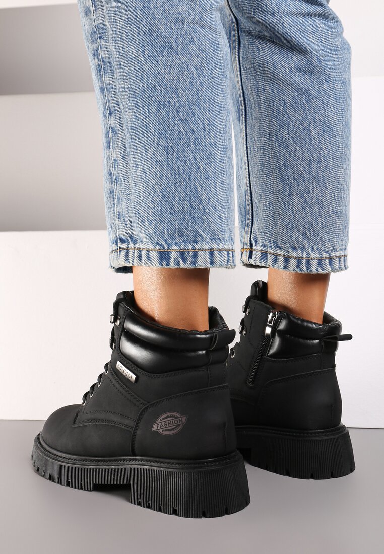 Czarne Botki Trekkingowe na Płaskiej Podeszwie ze Sznurowaniem Sinalis