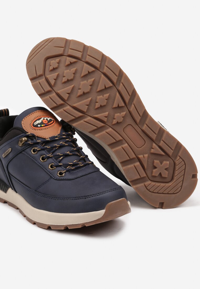 Granatowe Buty Sportowe w Trekkingowym Stylu na Grubej Podeszwie Vilobria