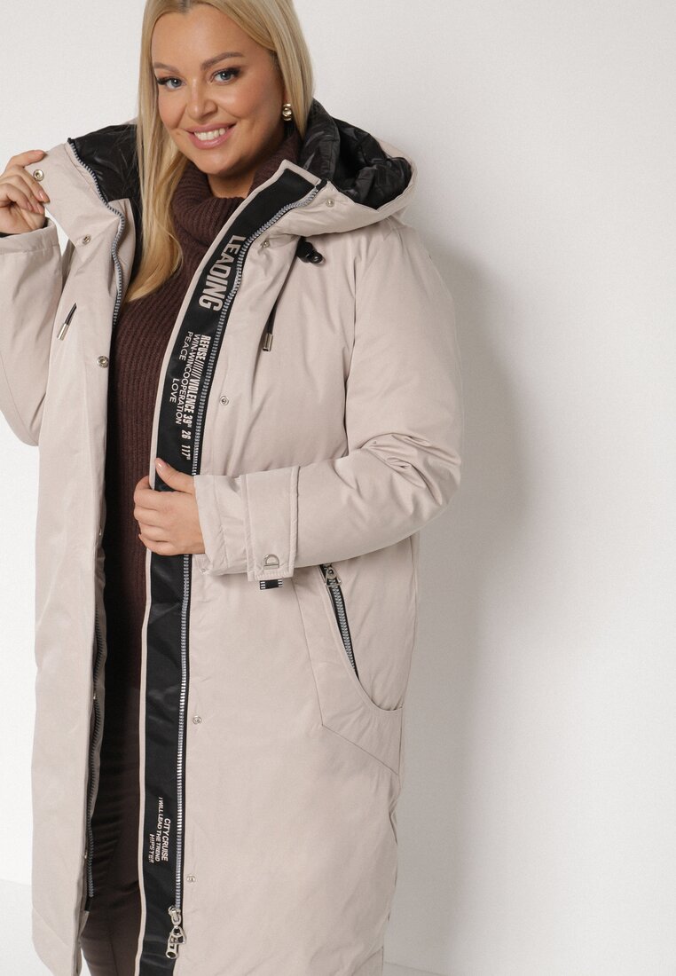 Beżowa Kurtka z Kapturem o Wydłużonym Fasonie z Kieszeniami na Suwak Loreldra