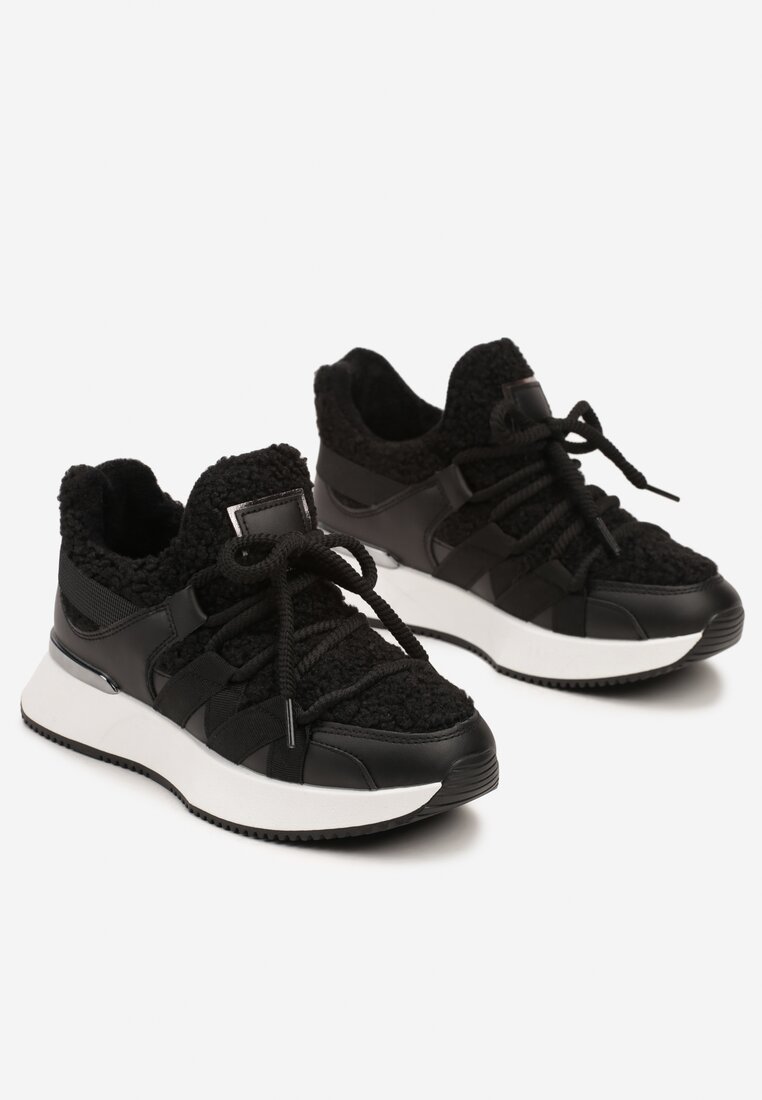 Czarne Sneakersy z Futerkiem Typu Baranek na Grubej Podeszwie Zinithara