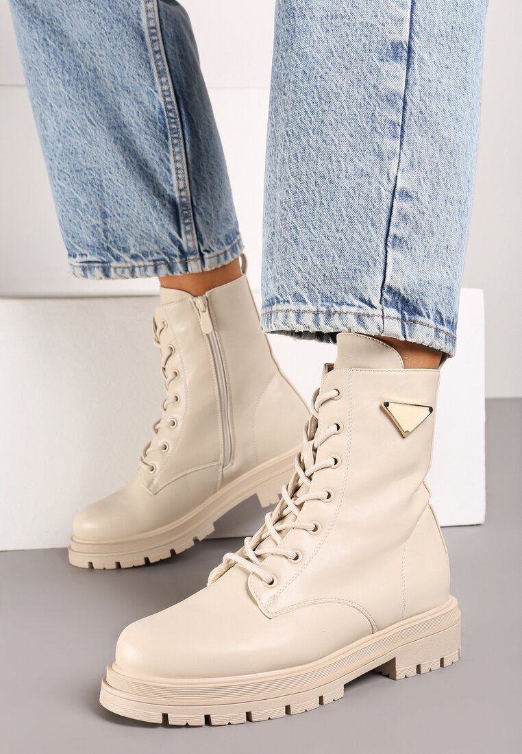 Botine Bej
