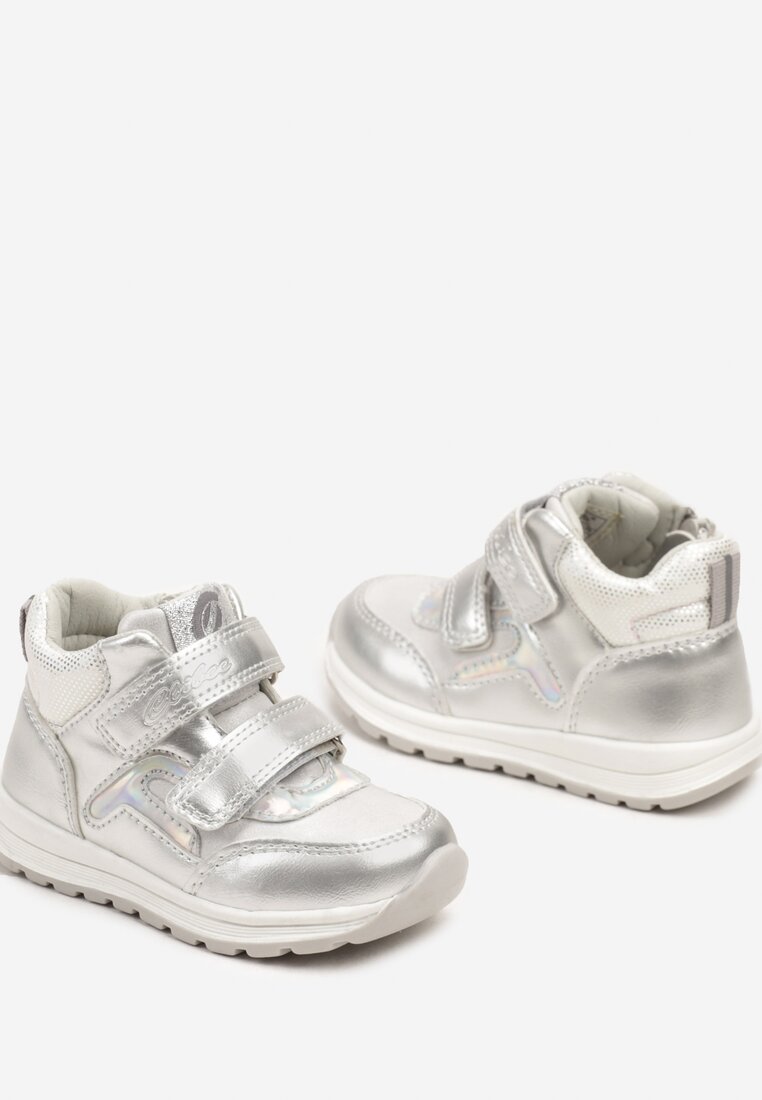 Srebrne Botki Clibee w Stylu Sneakersów ze Skórzaną Wkładką Ozdobione Przeszyciami Romisya