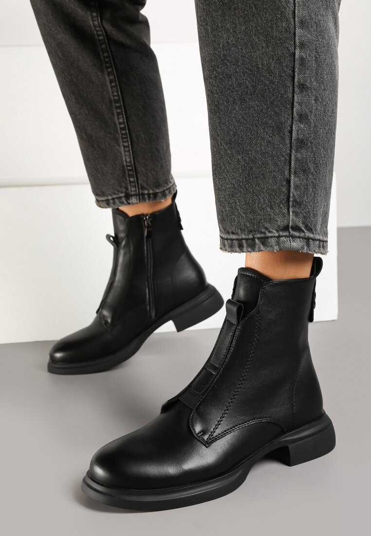 Botine Negre