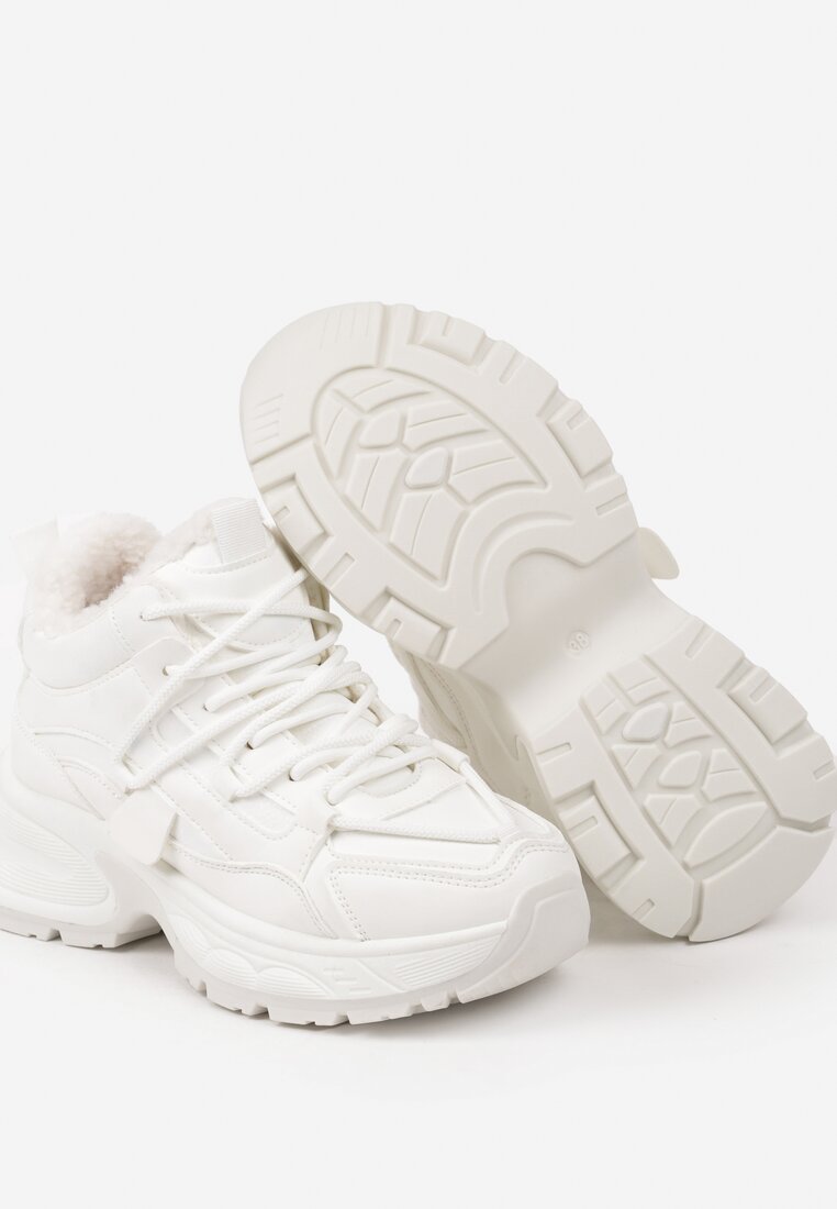 Białe Sneakersy na Grubej Podeszwie z Futrzaną Wyściółką Miada