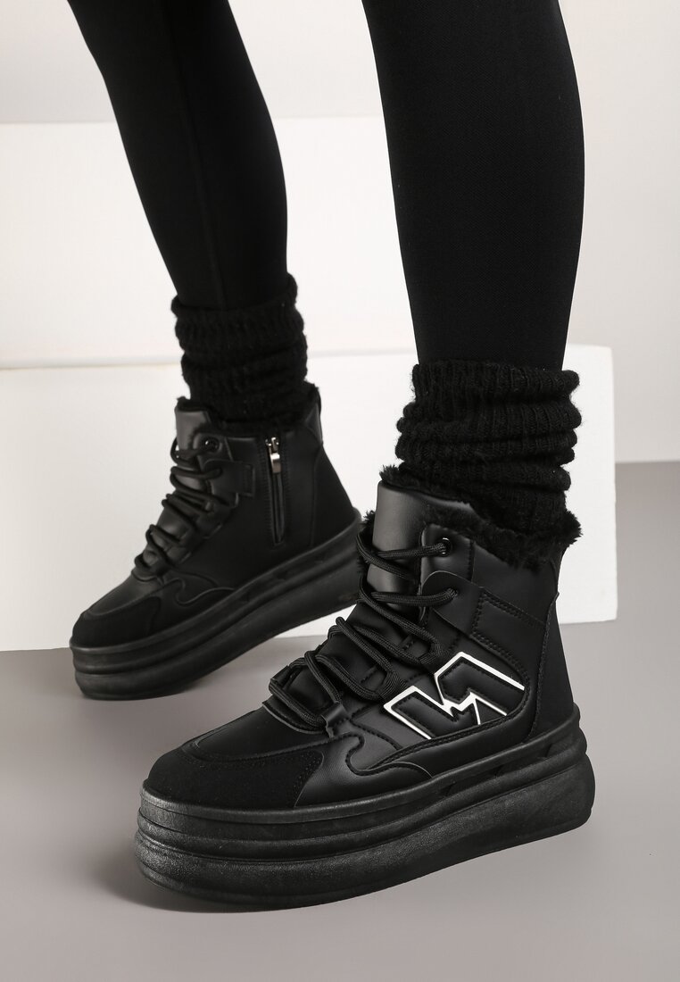 Czarne Sneakersy na Grubej Podeszwie z Tłoczeniem Futerkiem i Geometryczną Wstawką Nealandra