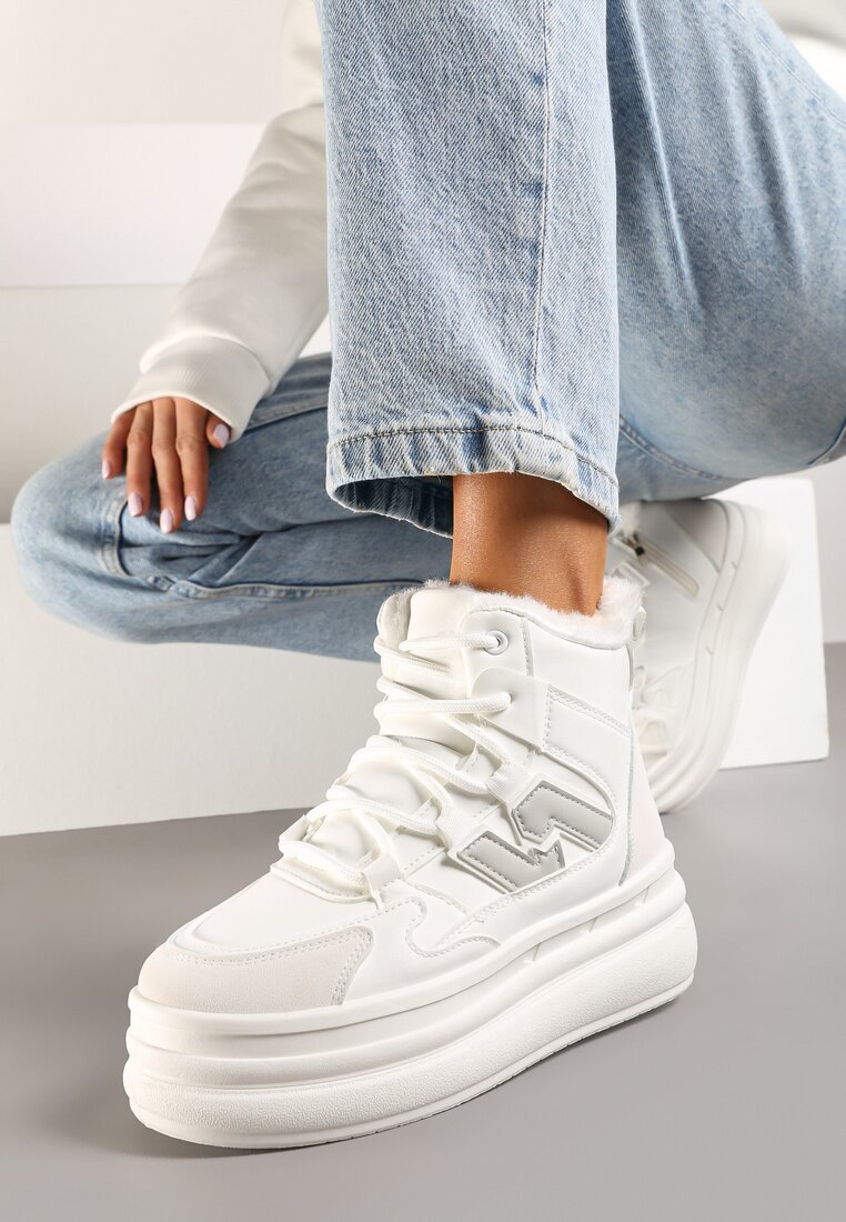 Białe Sneakersy na Grubej Podeszwie z Tłoczeniem Futerkiem i Geometryczną Wstawką Nealandra