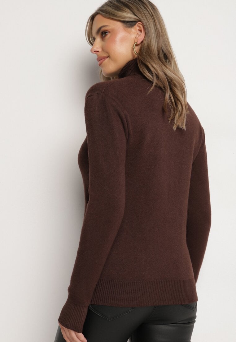 Brązowy Golf z Wełną o Klasycznym Fasonie Zozilya