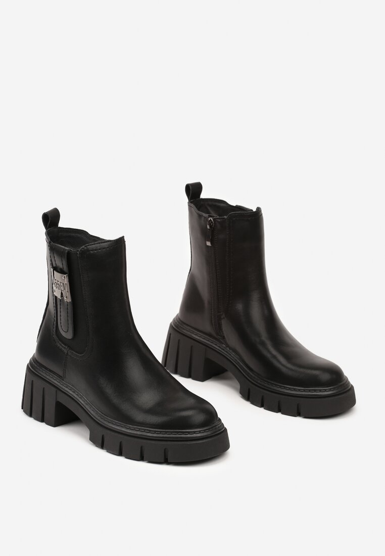 Botine Negre