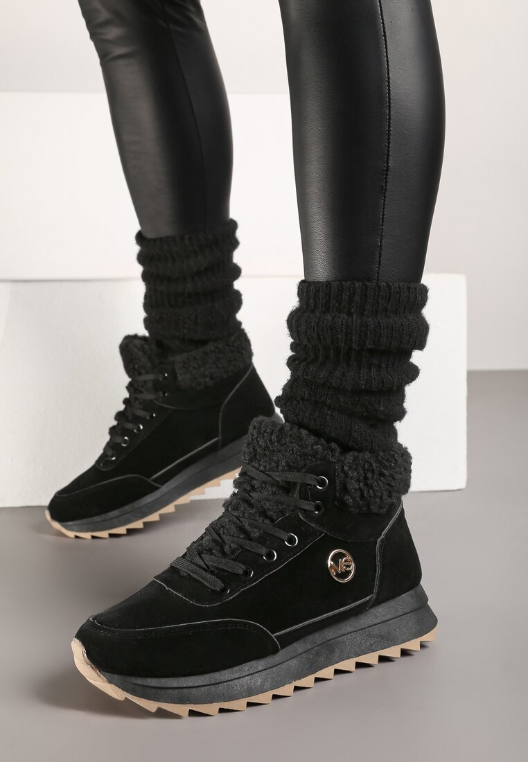 Czarne Sneakersy z Imitacji Zamszu Mocno Ocieplane Futrem Metarilea