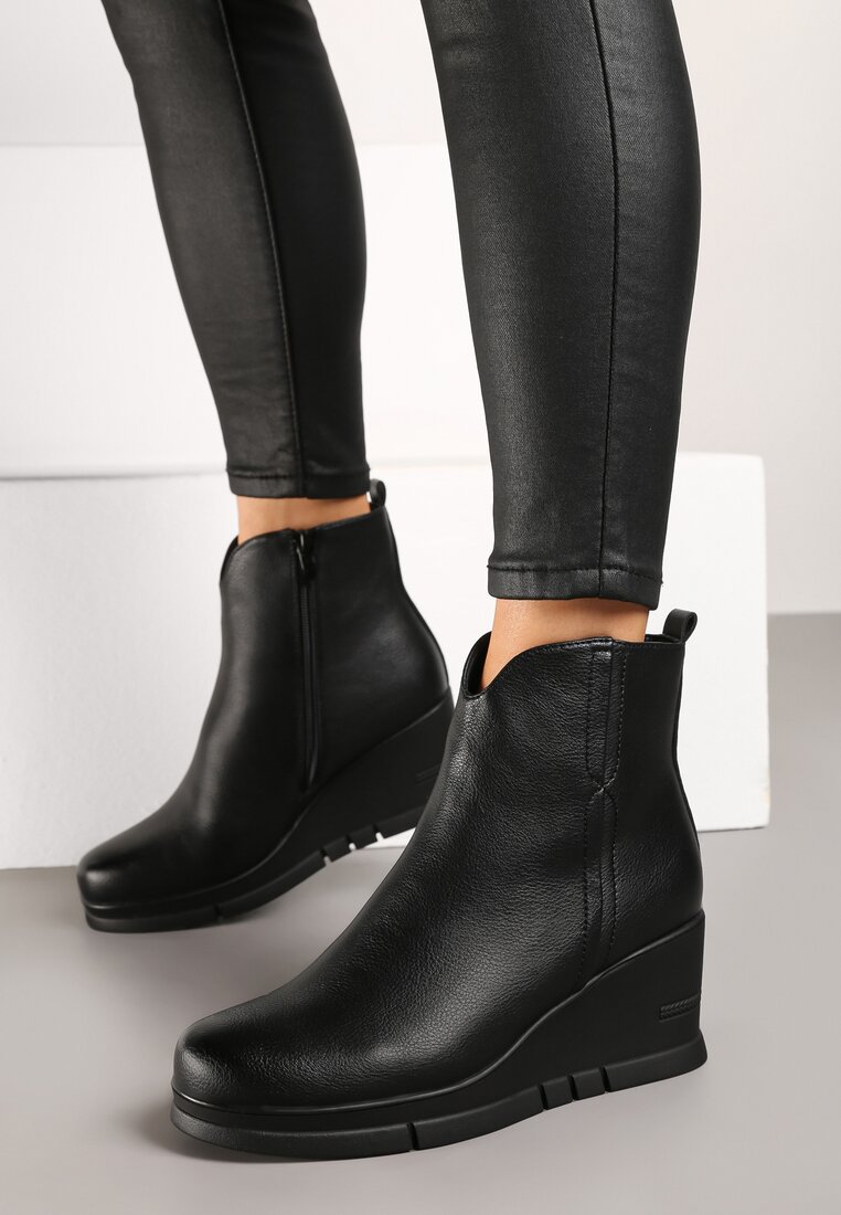 Botine Negre