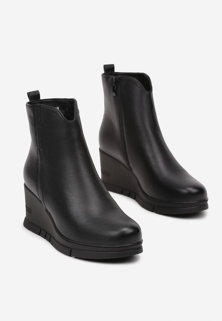 Botine Negre