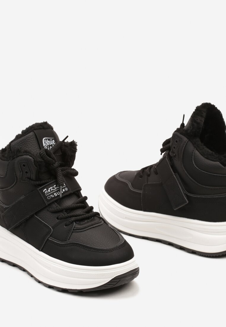 Czarne Sneakersy Ocieplane na Płaskiej Podeszwie z Wysoką Cholewką Rialithra