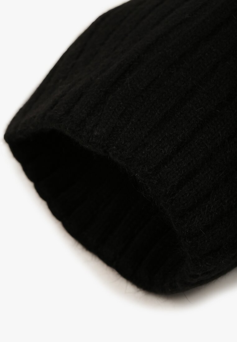 Czarna Prążkowana Czapka Beanie z Wiskozy Enalwenna