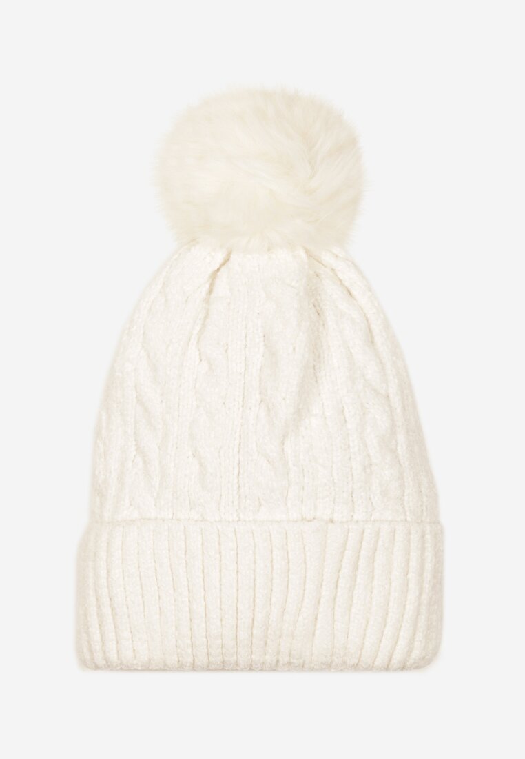 Jasnobeżowa Czapka z Pomponem Zdobiona Warkoczowym Splotem Emmirae