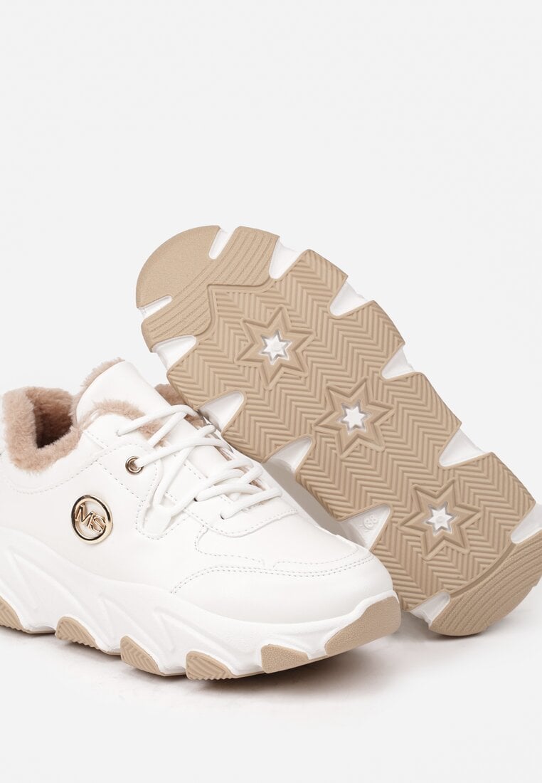 Białe Sneakersy na Grubej Podeszwie z Tłoczeniami Ocieplane Futrem Caleti