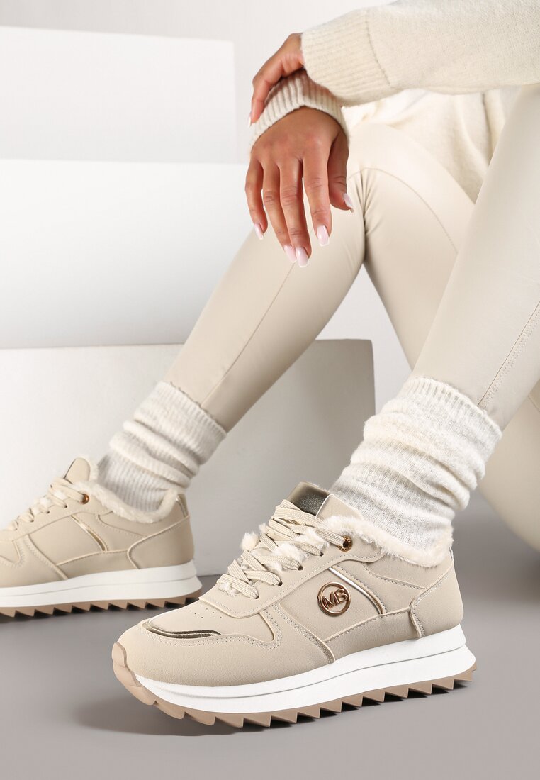 Beżowe Płaskie Sznurowane Sneakersy Ocieplane Ozdobione Metalicznymi Aplikacjami Cyrirra