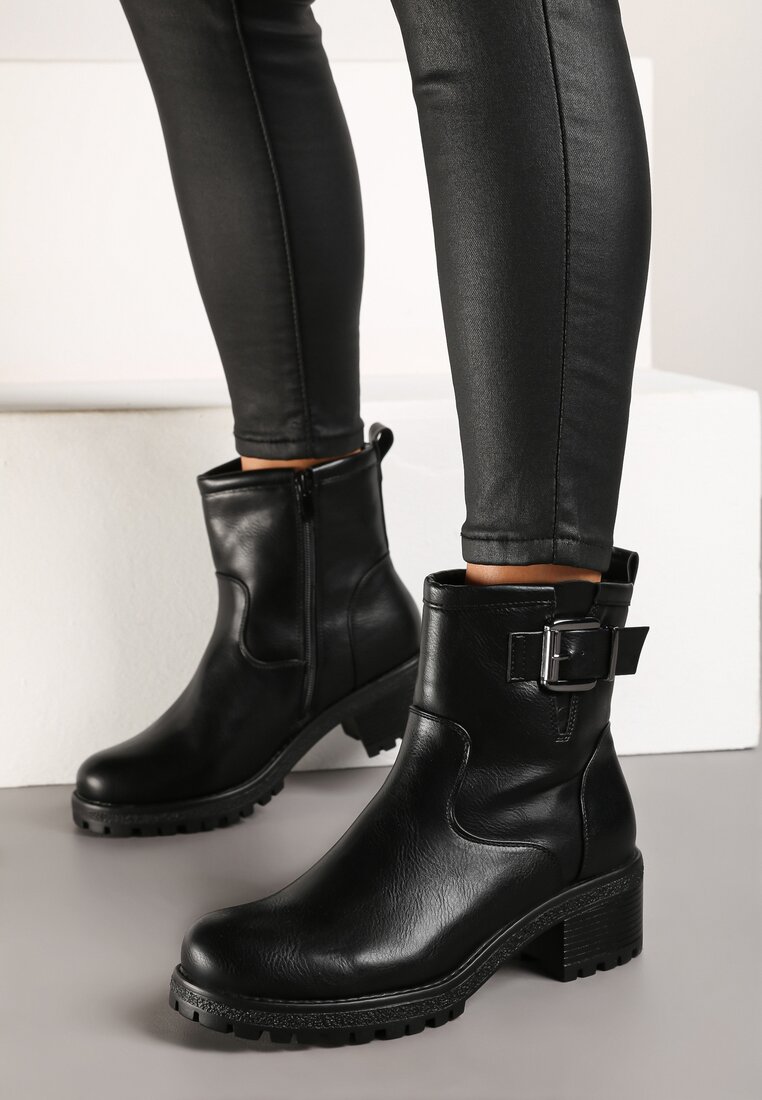 Botine Negre