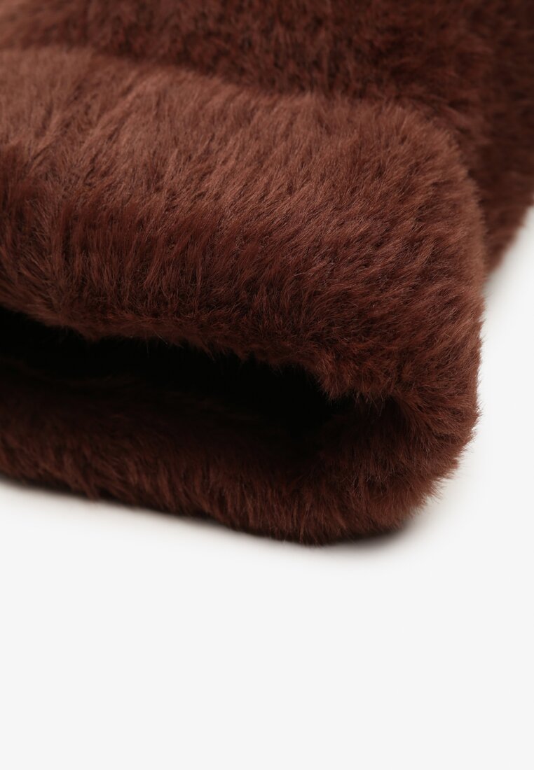 Brązowa Czapka Typu Beanie z Wełną i Wiskozą Ozdobiona Naszywką Borirra