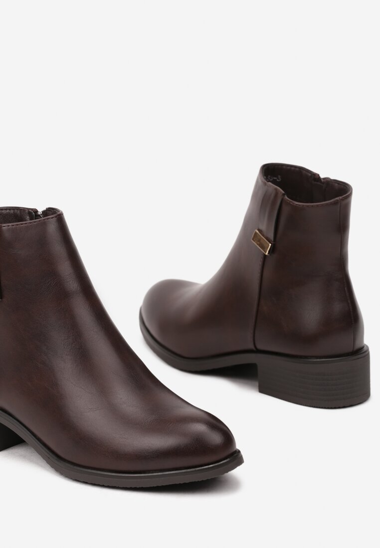 Brązowe Eleganckie Botki z Minimalistyczną Aplikacją Tuleeti