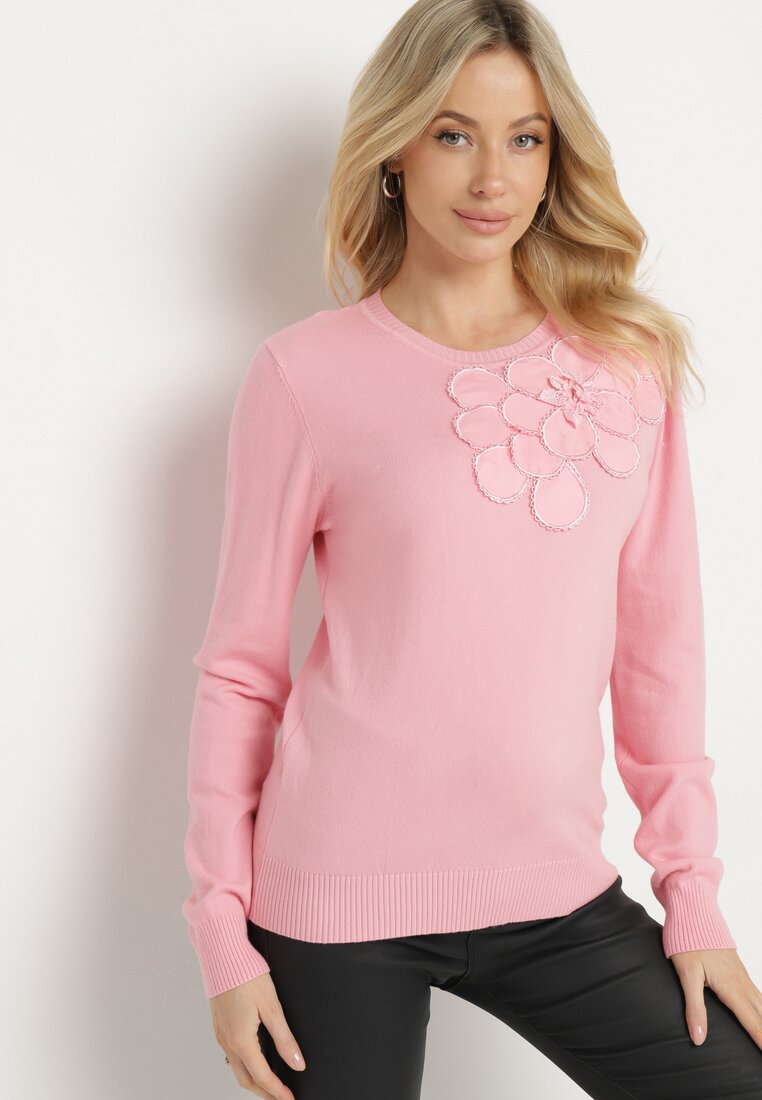 Różowy Sweter z Wiskozą Modalem i Aplikacjami 3D Esalttia