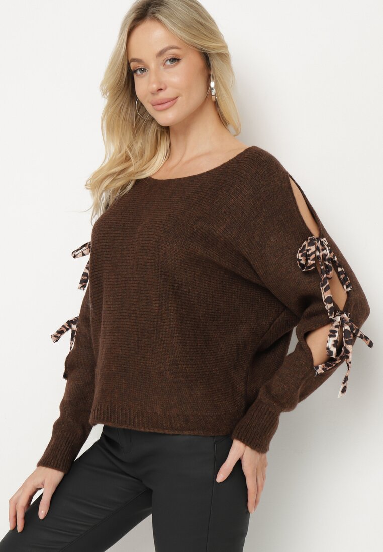 Brązowy Sweter z Moherem o Nietoperzowym Kroju z Ozdobnymi Wiązaniami w Panterkę Semiri