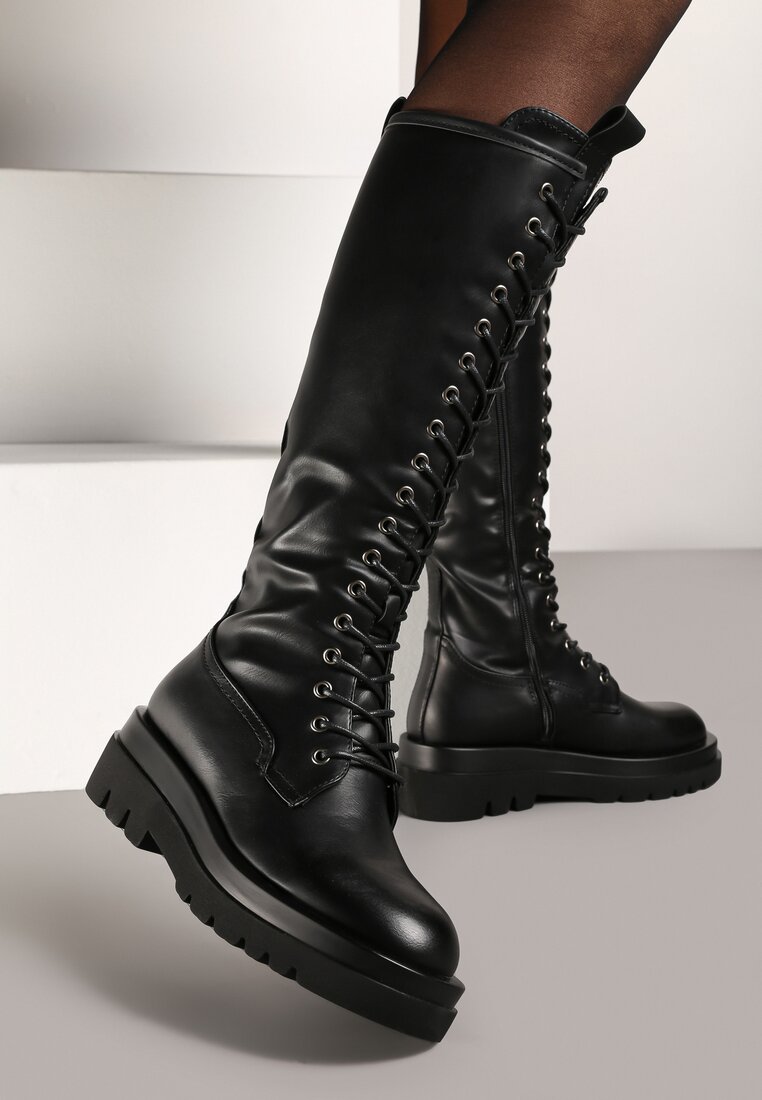 Czarne Płaskie Sznurowane Kozaki w Stylu Workerów Temili