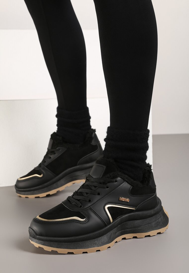 Czarne Sznurowane Sneakersy na Grubej Podeszwie z Ociepleniem i Metalicznymi Paskami Feliri