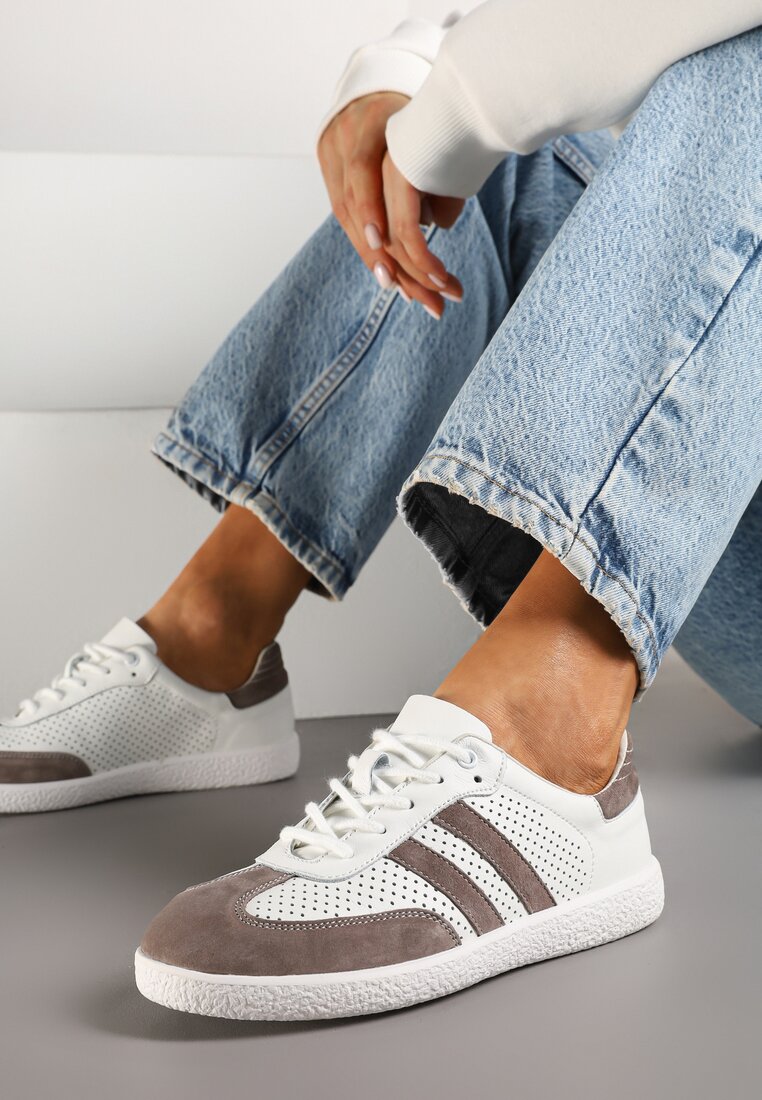 Brązowe Płaskie Sneakersy ze Skóry Naturalnej Ozdobione Perforacją i Paskami Nelithor