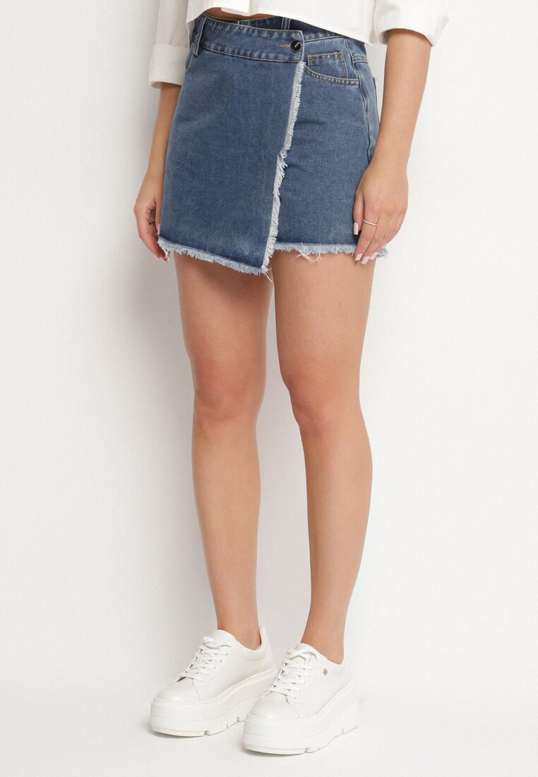 Pantaloni scurți Bleumarin