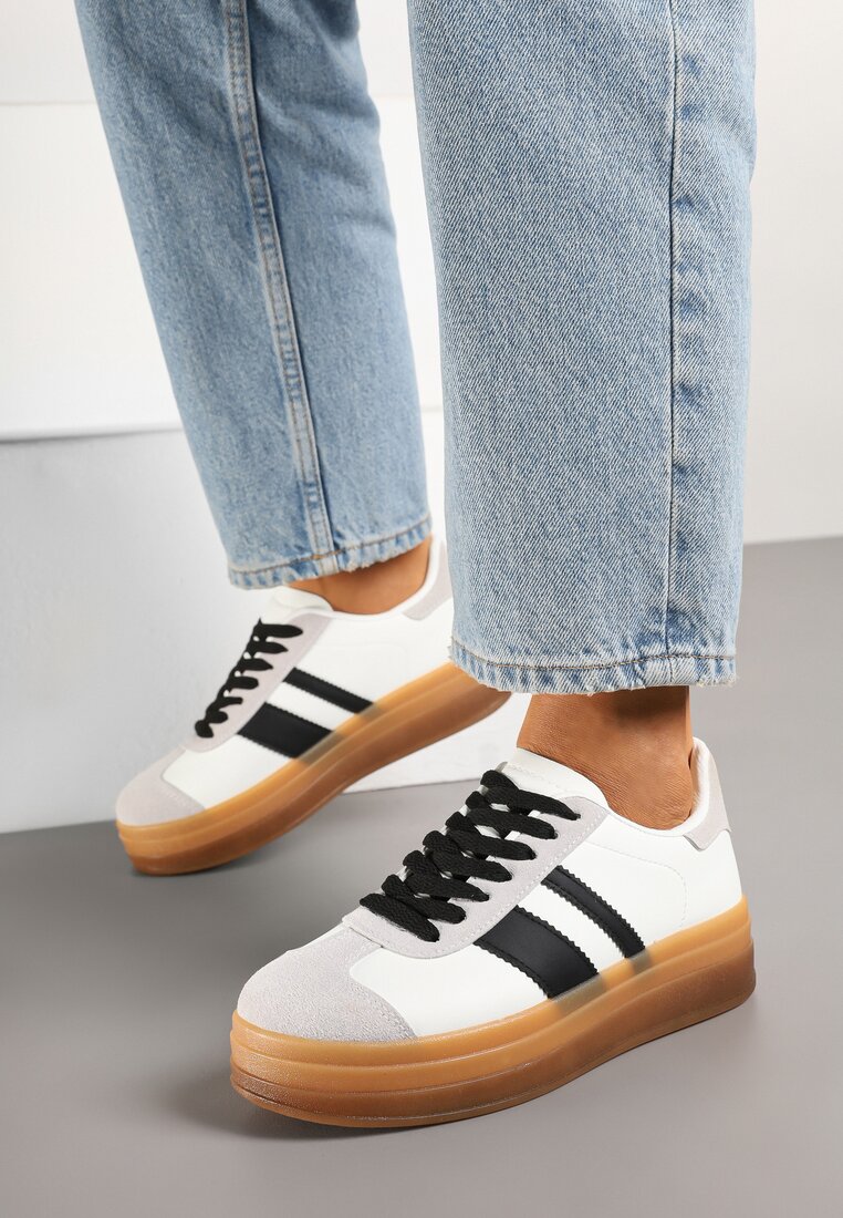 Biało-Czarne Płaskie Sneakersy Ozdobione Paskami Norili