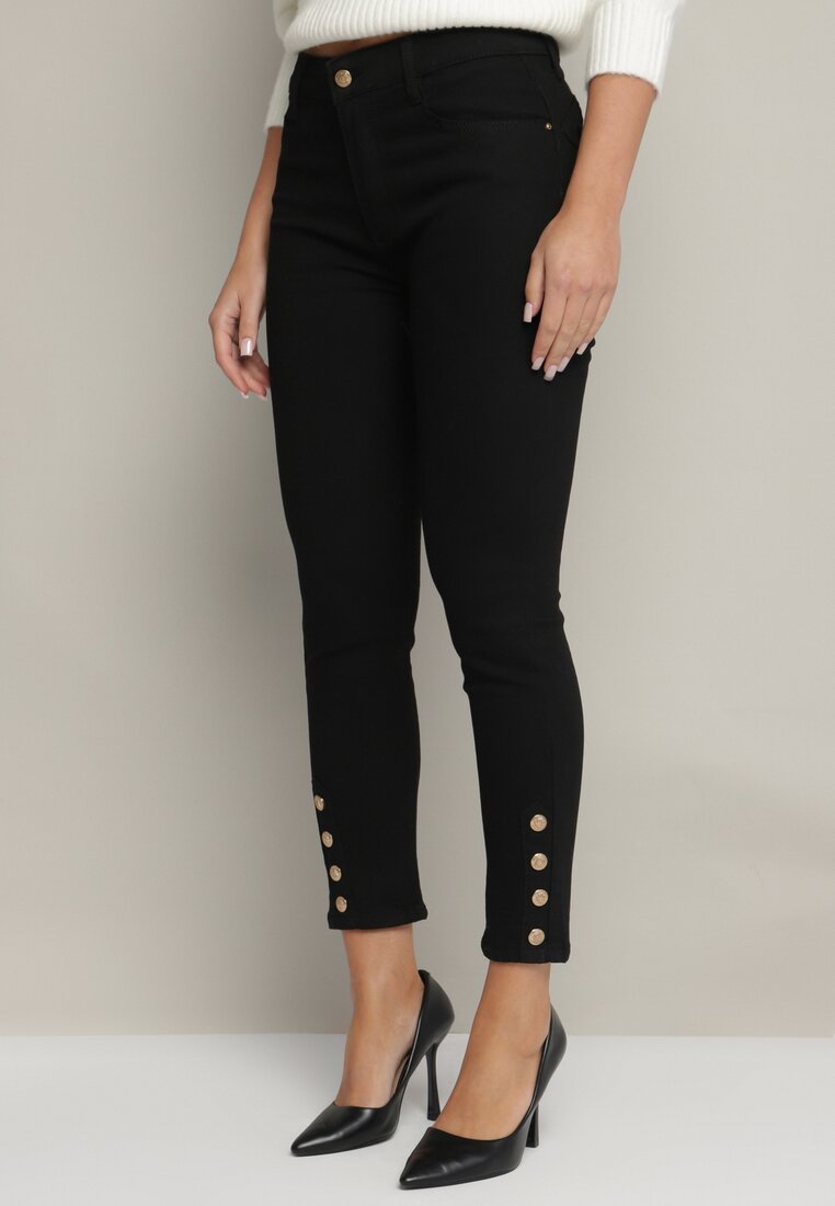 Czarne Jeansy Skinny z Efektem Push Up Ozdobione Guzikami Zolvila