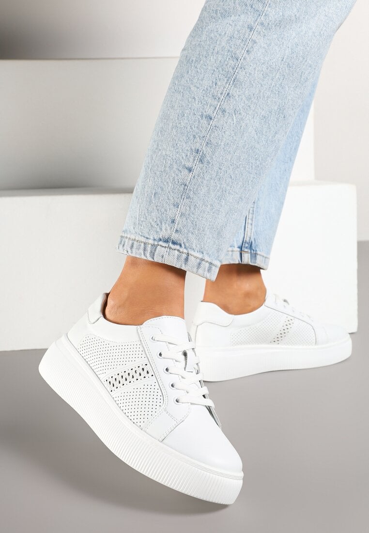 Białe Skórzane Sneakersy na Płaskiej Podeszwie ze Skórzaną Wkładką i Ażurową Cholewką Lorili