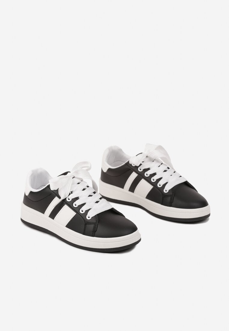 Czarne Sneakersy na Płaskiej Podeszwie Ozdobione Paskami Ravesi
