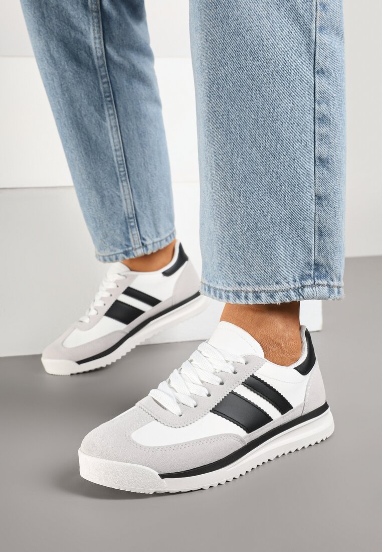 Biało-Czarne Sneakersy Tenisówki z Ozdobnymi Paskami Flormi