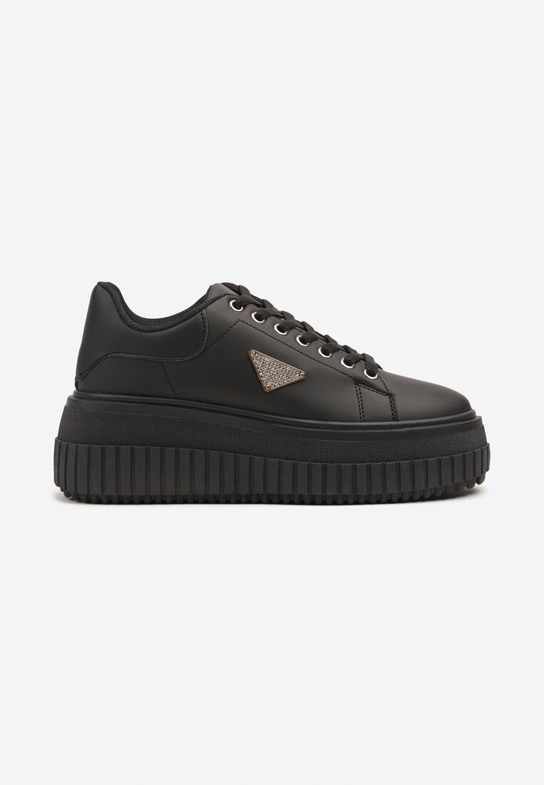 Czarne Sneakersy na Grubej Podeszwie z Tłoczeniami i Ozdobną Aplikacją Danioris